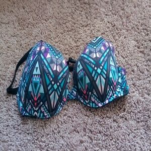 PINK everywhere push-up bra